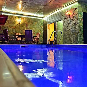 Отель 2floors ***