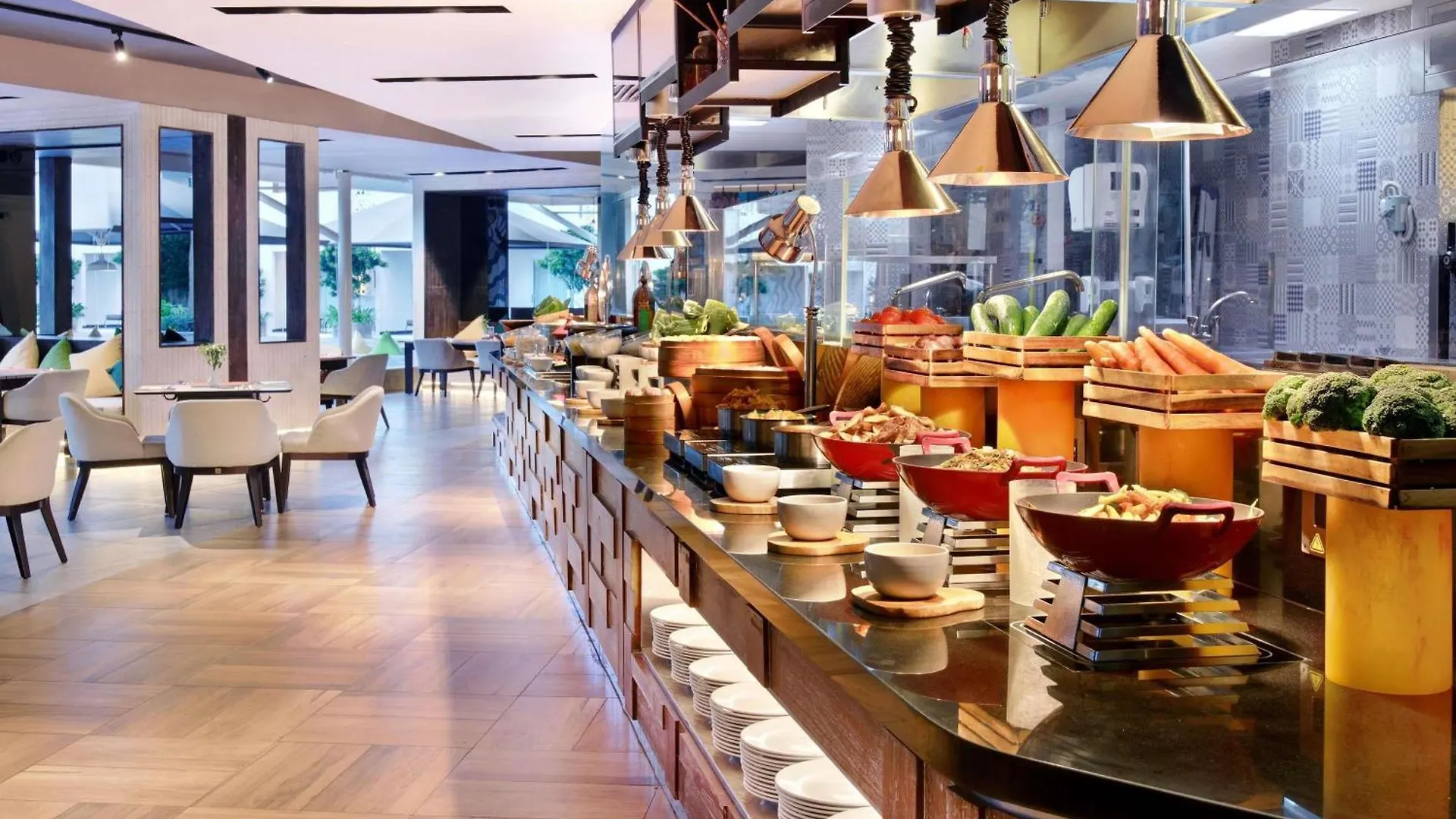 Grand Mercure Bali Seminyak فندق سمينياك