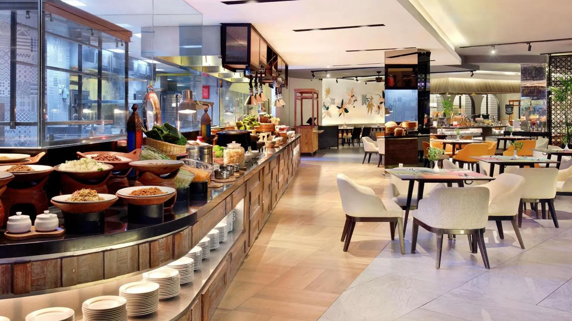 Grand Mercure Bali Seminyak