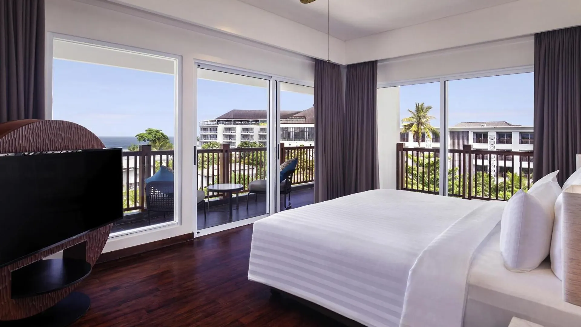 Grand Mercure Bali Seminyak فندق سمينياك