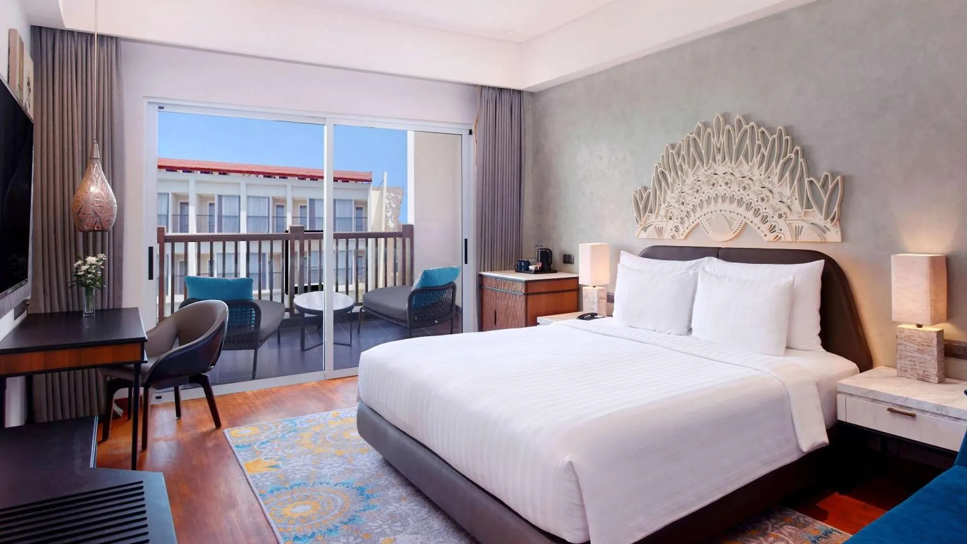 Grand Mercure Bali Seminyak Hotel