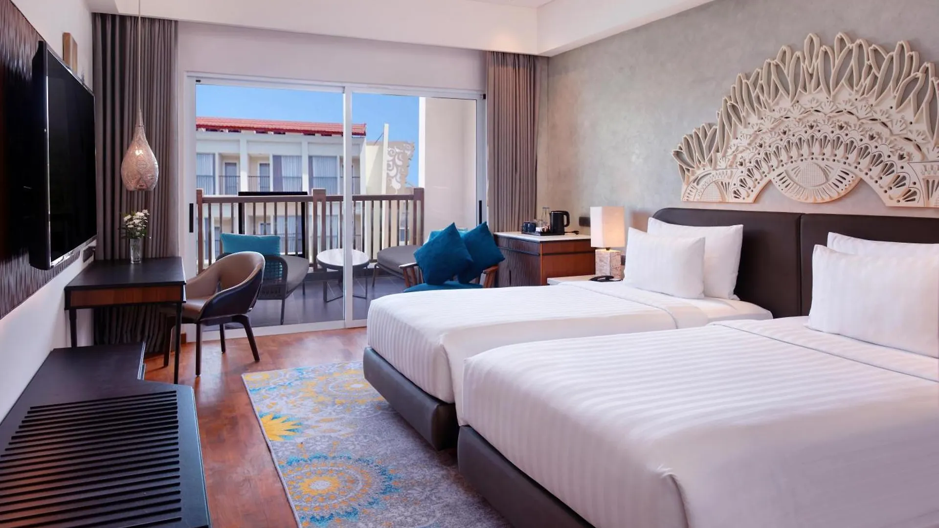 Grand Mercure Bali Seminyak