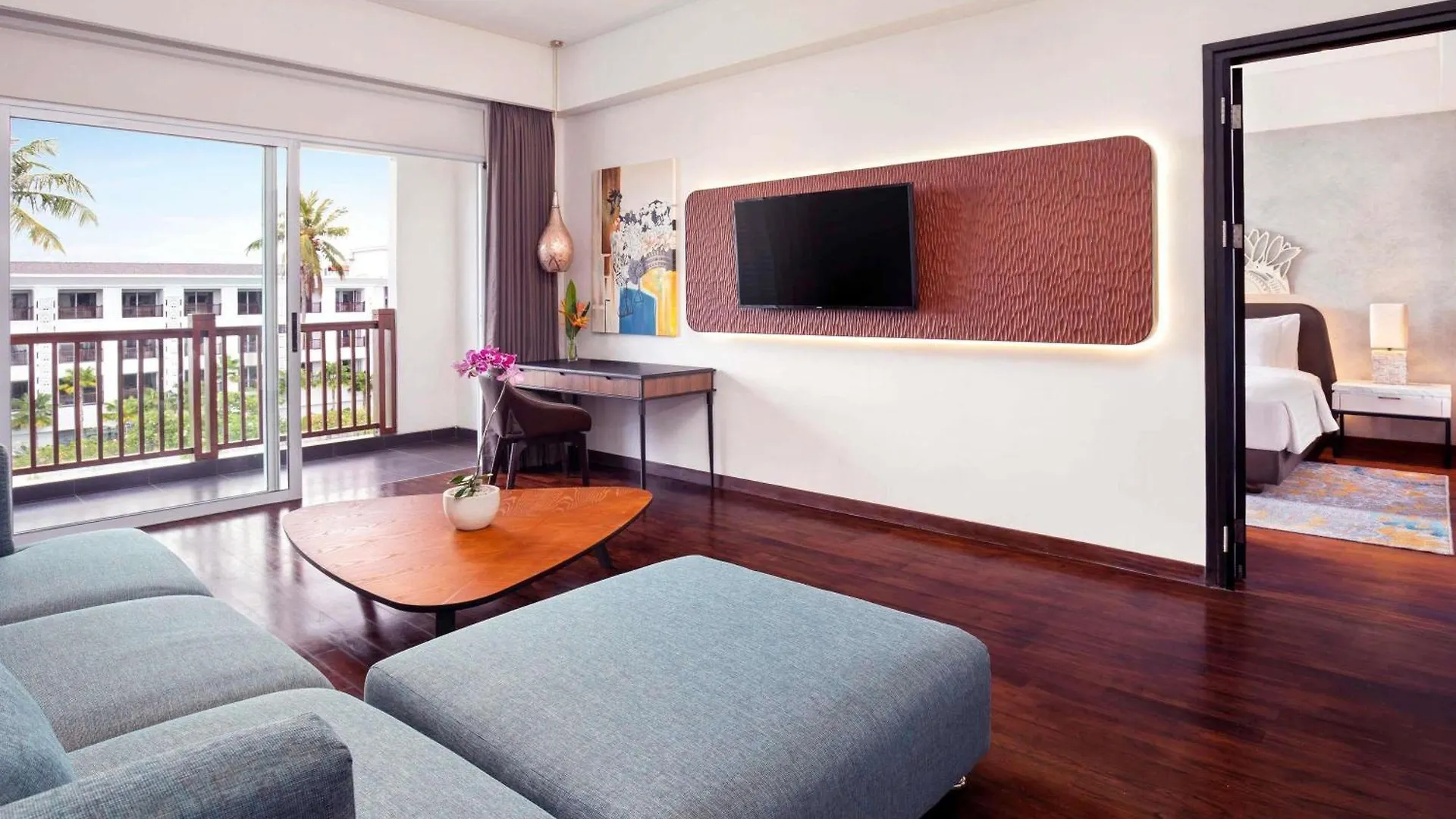 Grand Mercure Bali Seminyak Hotel