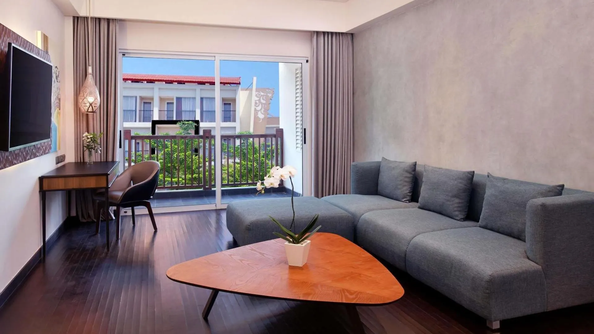 Grand Mercure Bali Seminyak Hotel