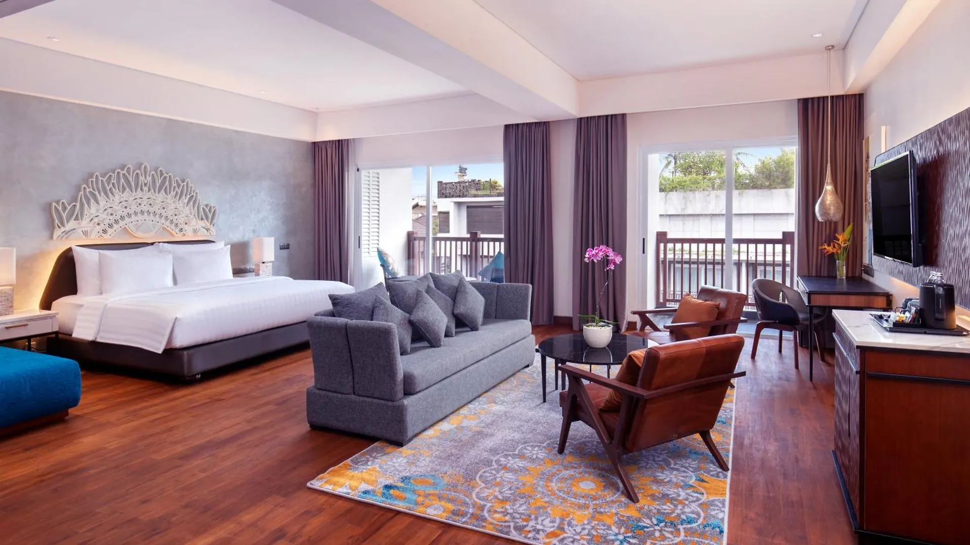 Grand Mercure Bali Seminyak 5*,