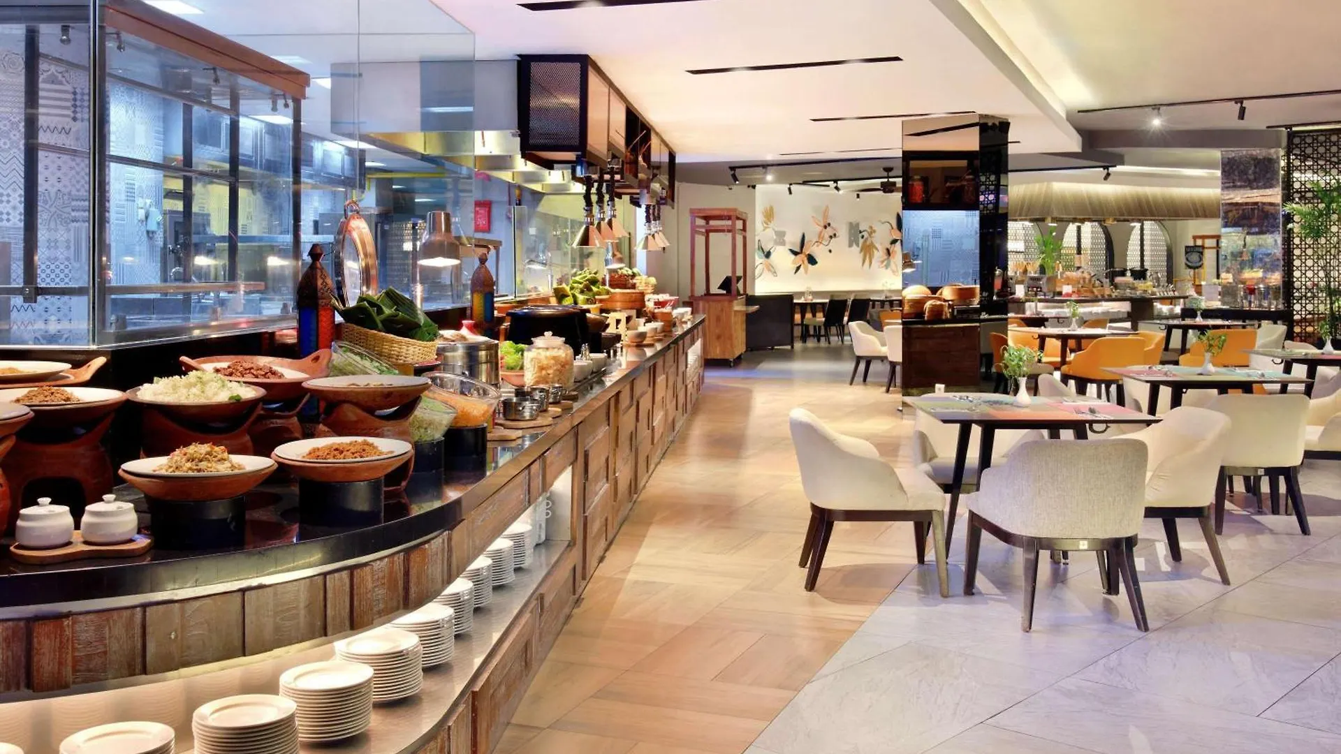 Grand Mercure Bali Seminyak Hotell