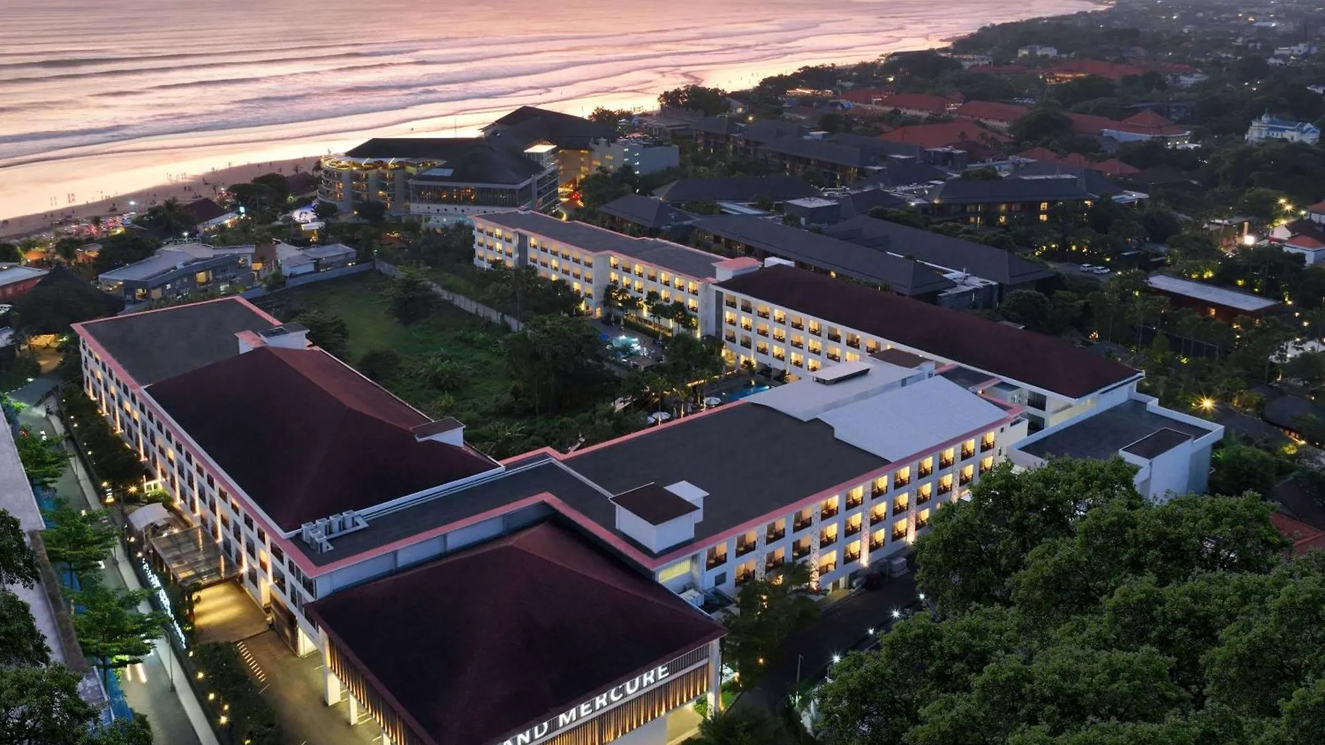 Grand Mercure Bali Seminyak